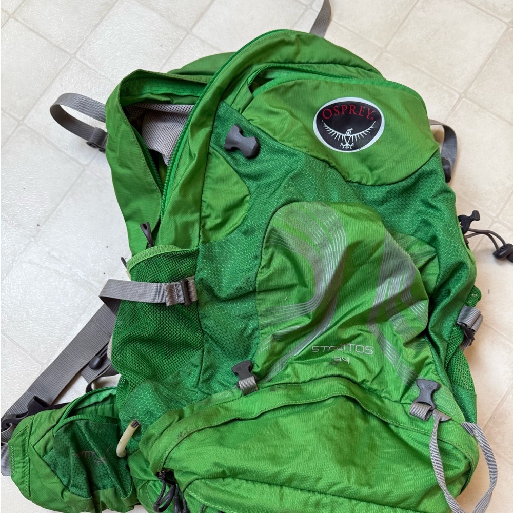 Osprey Vibrant Green Outdoor Backpack